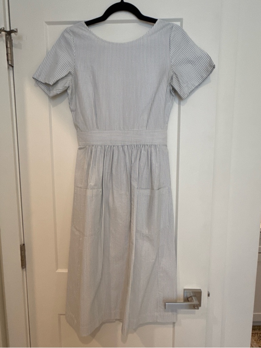 Sezane Seersucker Short-Sleeve Midi Dress - Picture 3 of 4